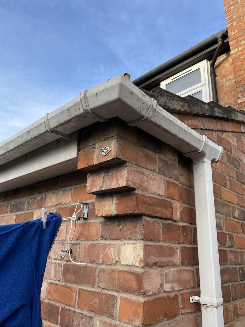 Handyman Manchester - Guttering repairs