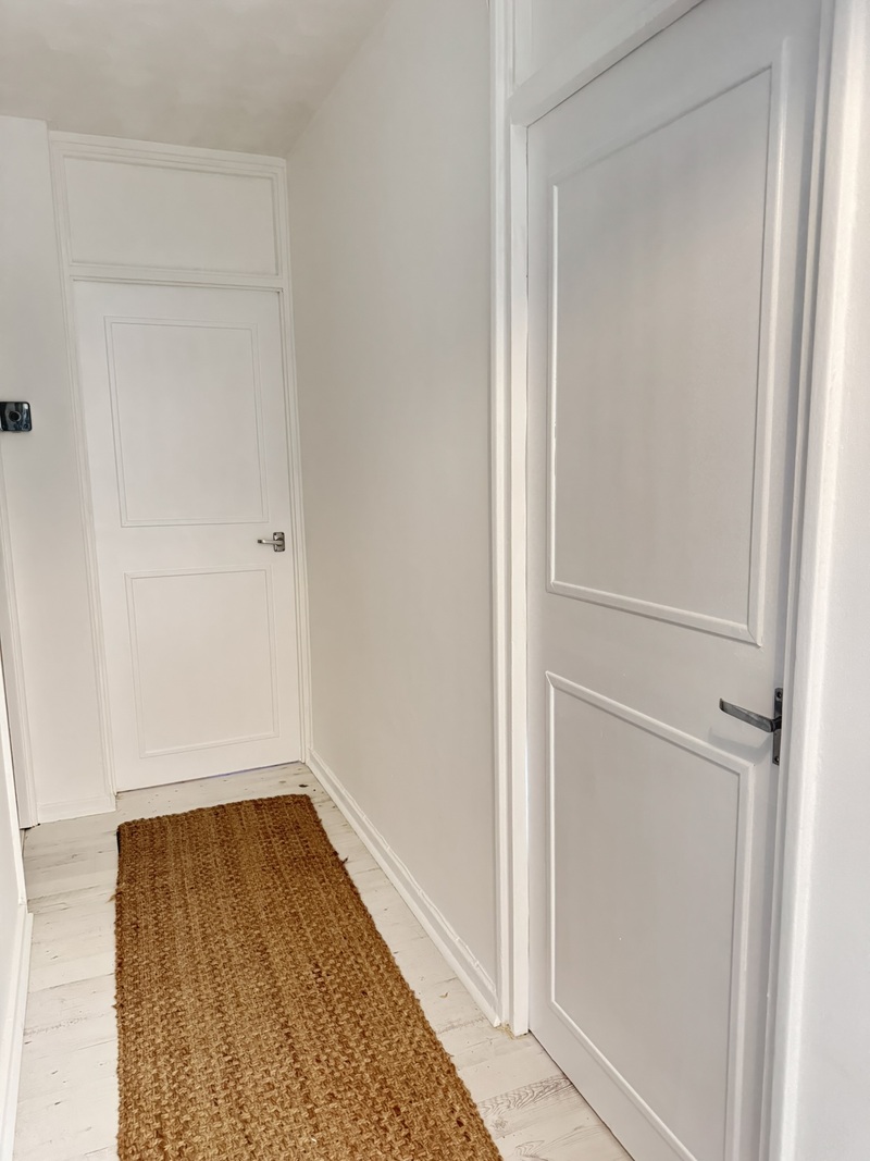 Handyman Manchester - Wood panelling to doors