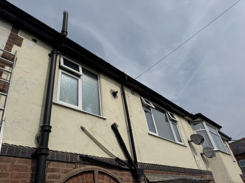 Handyman Manchester - Exterior wall painting