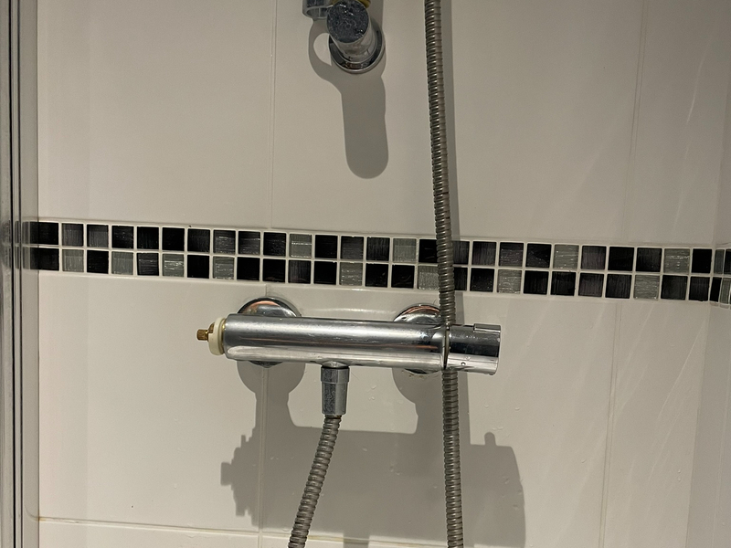 Handyman Manchester - Shower bar mixer replacement